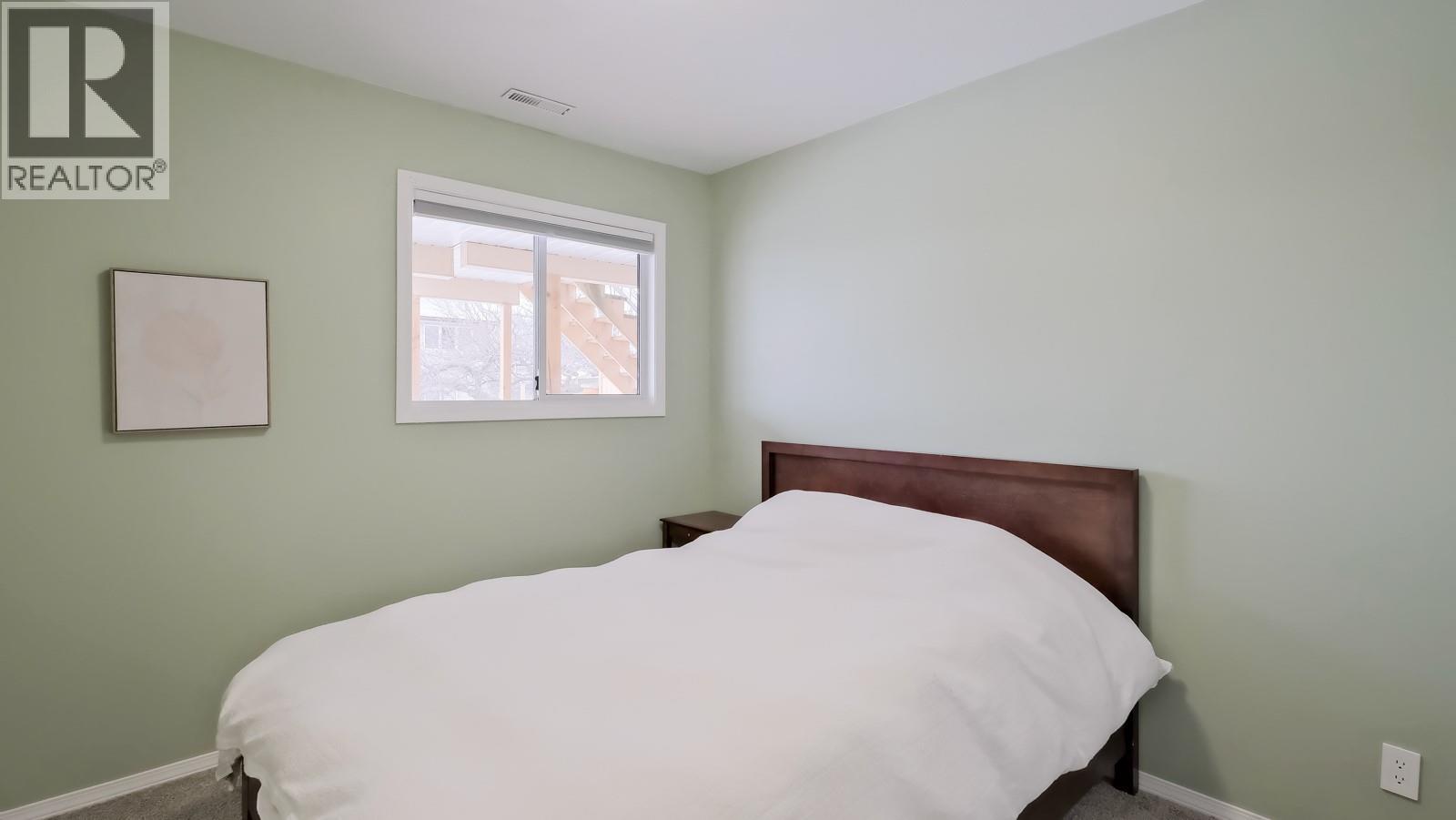 163 Rogers Crescent, Penticton, British Columbia  V2A 8E6 - Photo 26 - 10375357