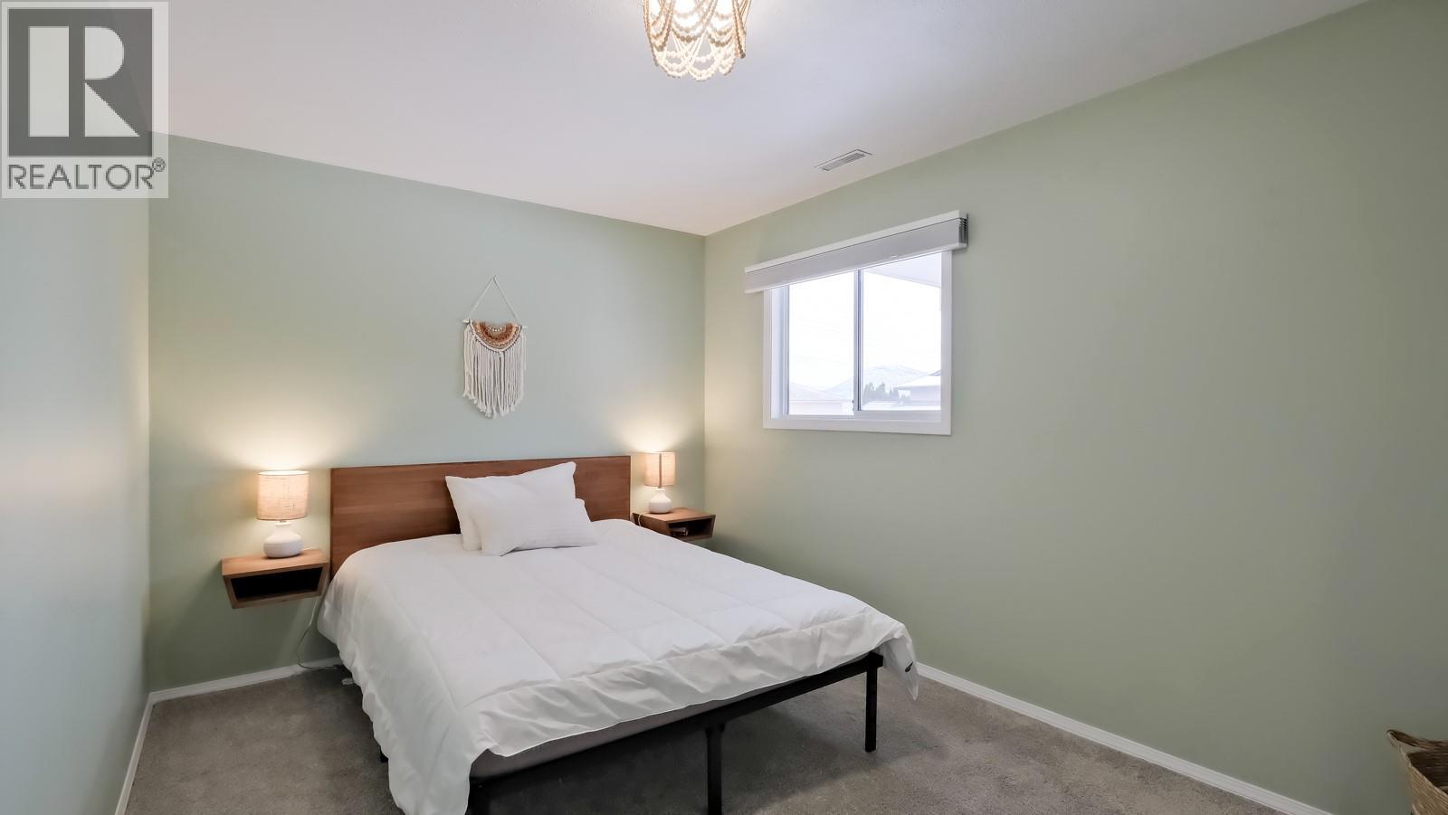 163 Rogers Crescent, Penticton, British Columbia  V2A 8E6 - Photo 27 - 10375357