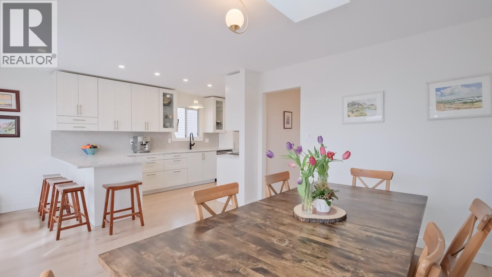 163 Rogers Crescent, Penticton, British Columbia  V2A 8E6 - Photo 4 - 10375357