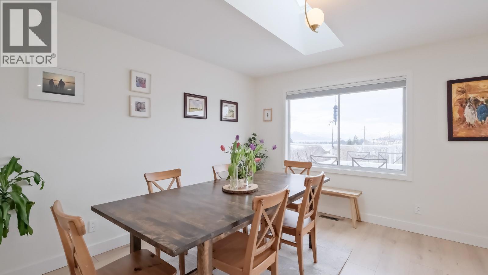 163 Rogers Crescent, Penticton, British Columbia  V2A 8E6 - Photo 6 - 10375357