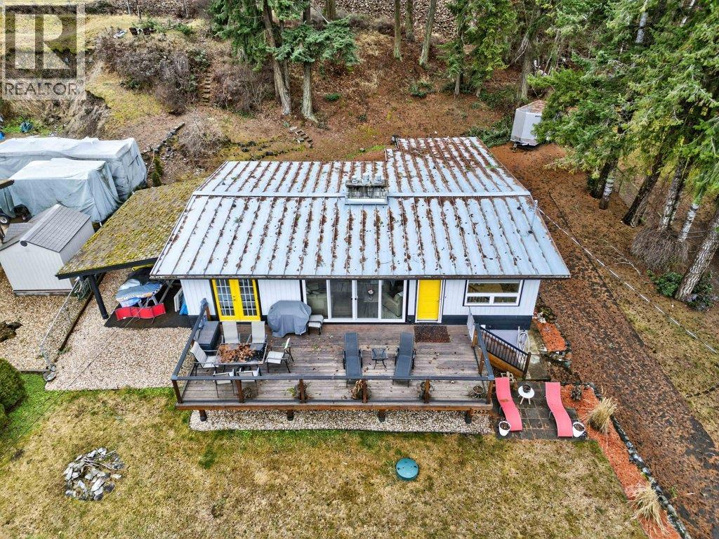 2622 Blind Bay Road, Blind Bay, British Columbia  V0E 1H0 - Photo 11 - 10374079