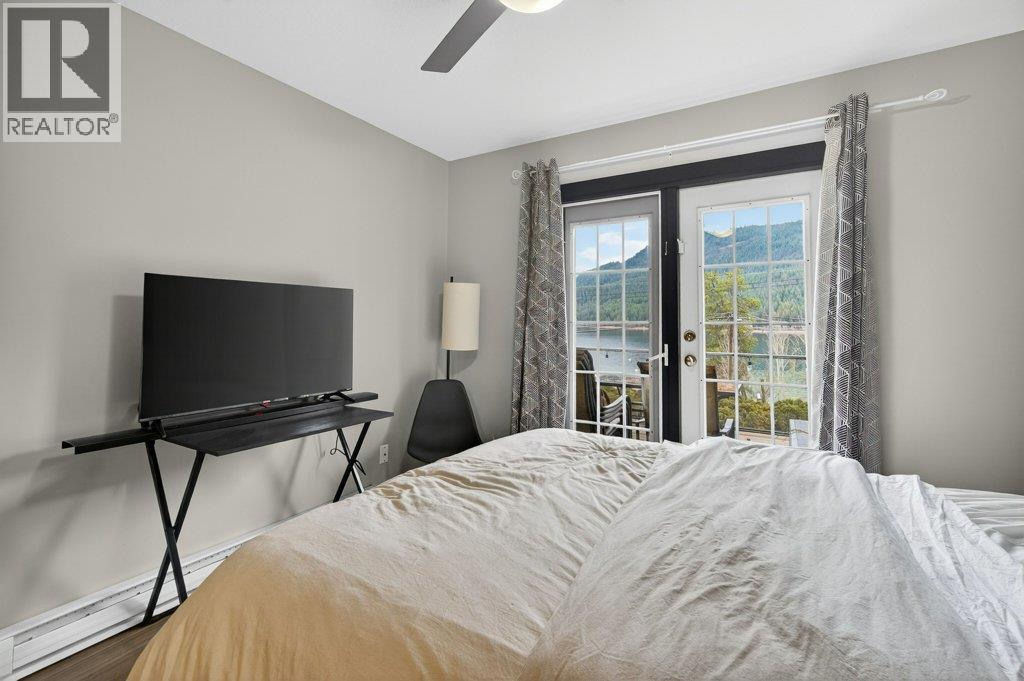 2622 Blind Bay Road, Blind Bay, British Columbia  V0E 1H0 - Photo 38 - 10374079