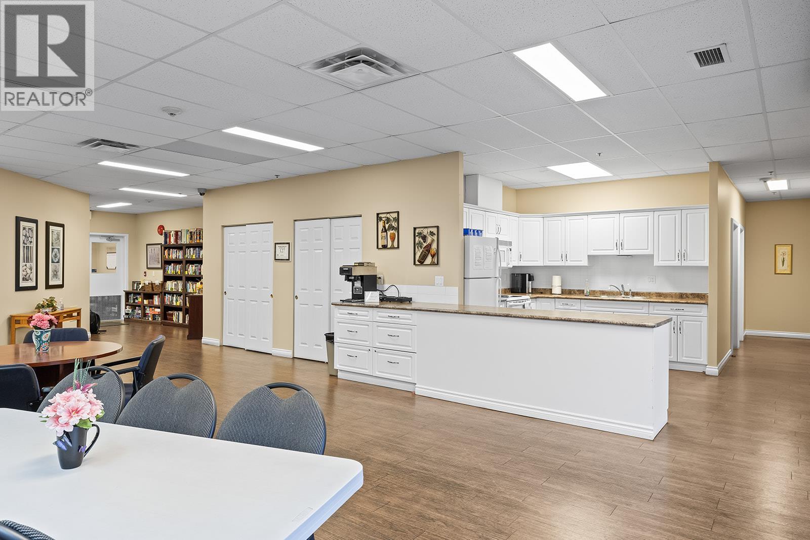 1966 Durnin Road Unit# 406, Kelowna, British Columbia  V1X 7Z2 - Photo 38 - 10375421