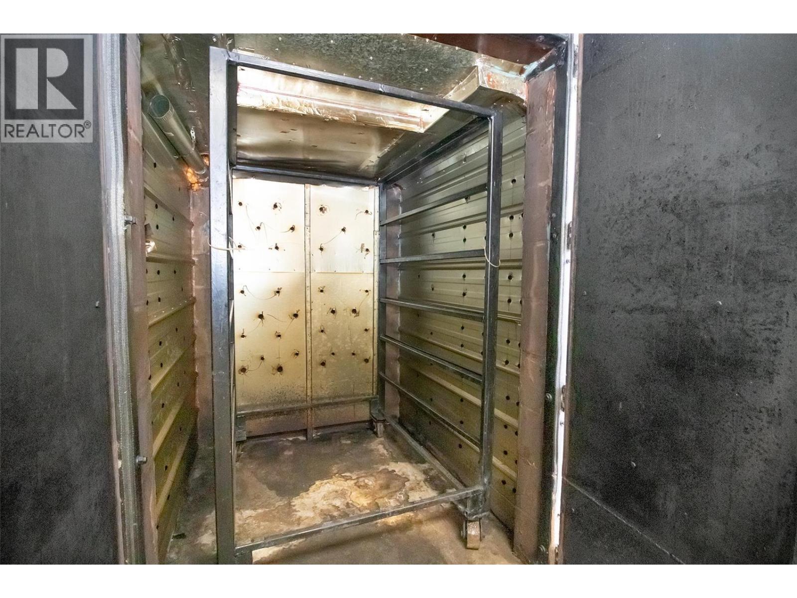 1542 Belgo Road, Kelowna, British Columbia  V1P 1C9 - Photo 45 - 10375366