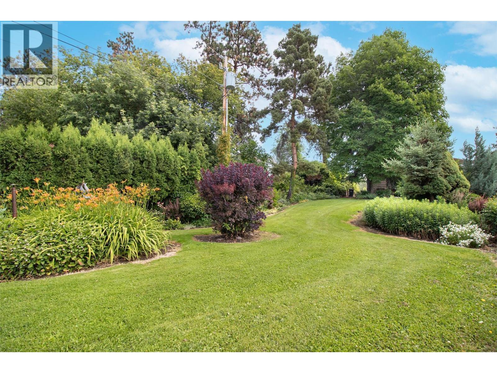 1542 Belgo Road, Kelowna, British Columbia  V1P 1C9 - Photo 54 - 10375366