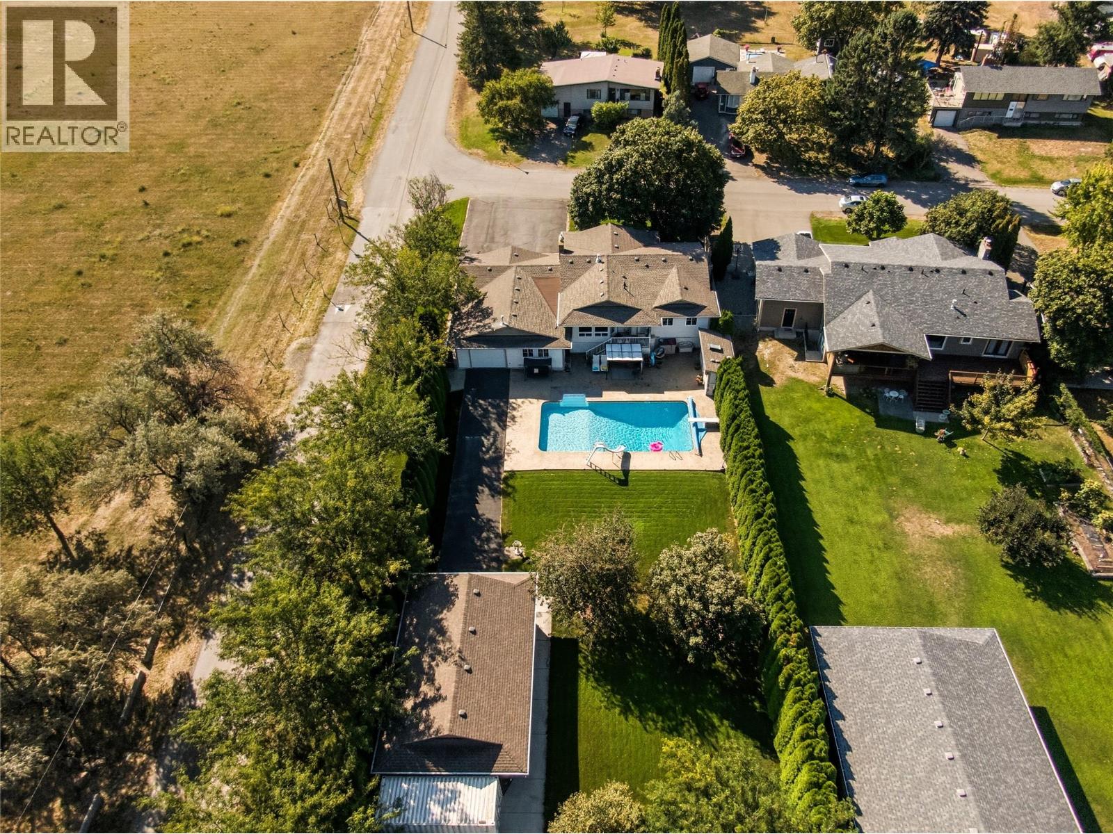 5996 Todd Hill Crescent, kamloops, British Columbia