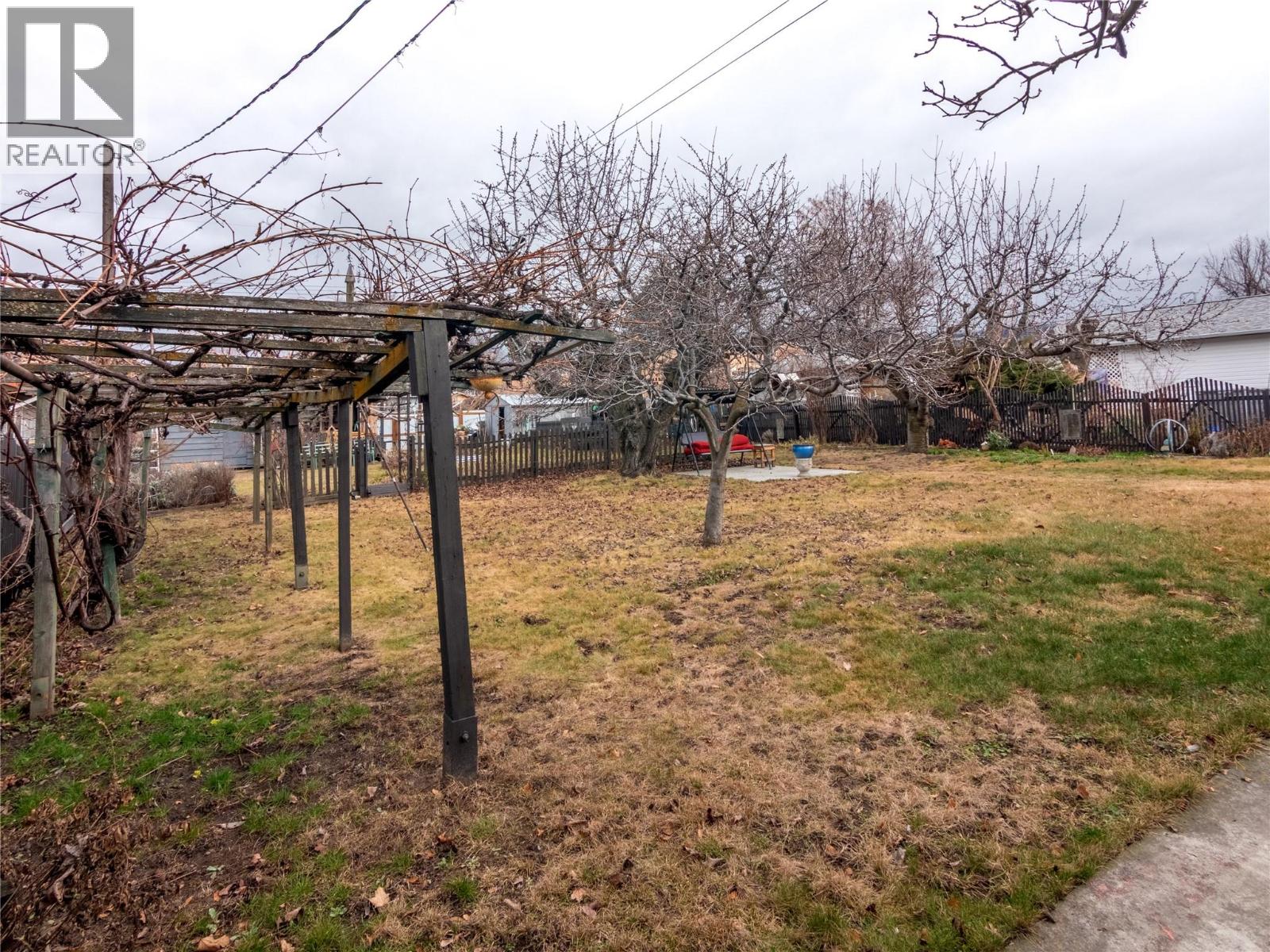 413 Conklin Avenue, Penticton, British Columbia  V2A 2T3 - Photo 39 - 10374323