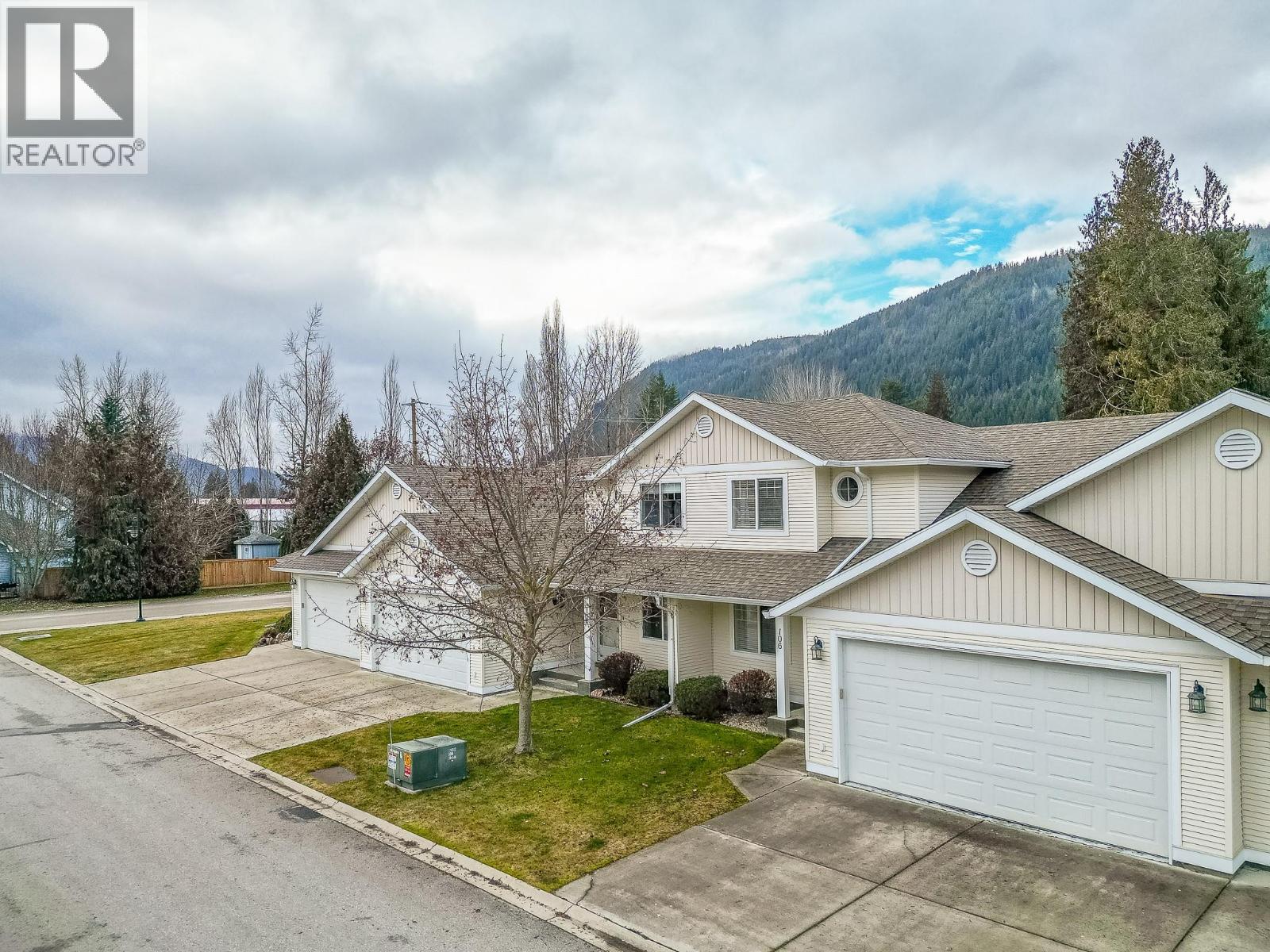 222 Martin Street Unit# 104, Sicamous, British Columbia  V0E 2V0 - Photo 2 - 10375143