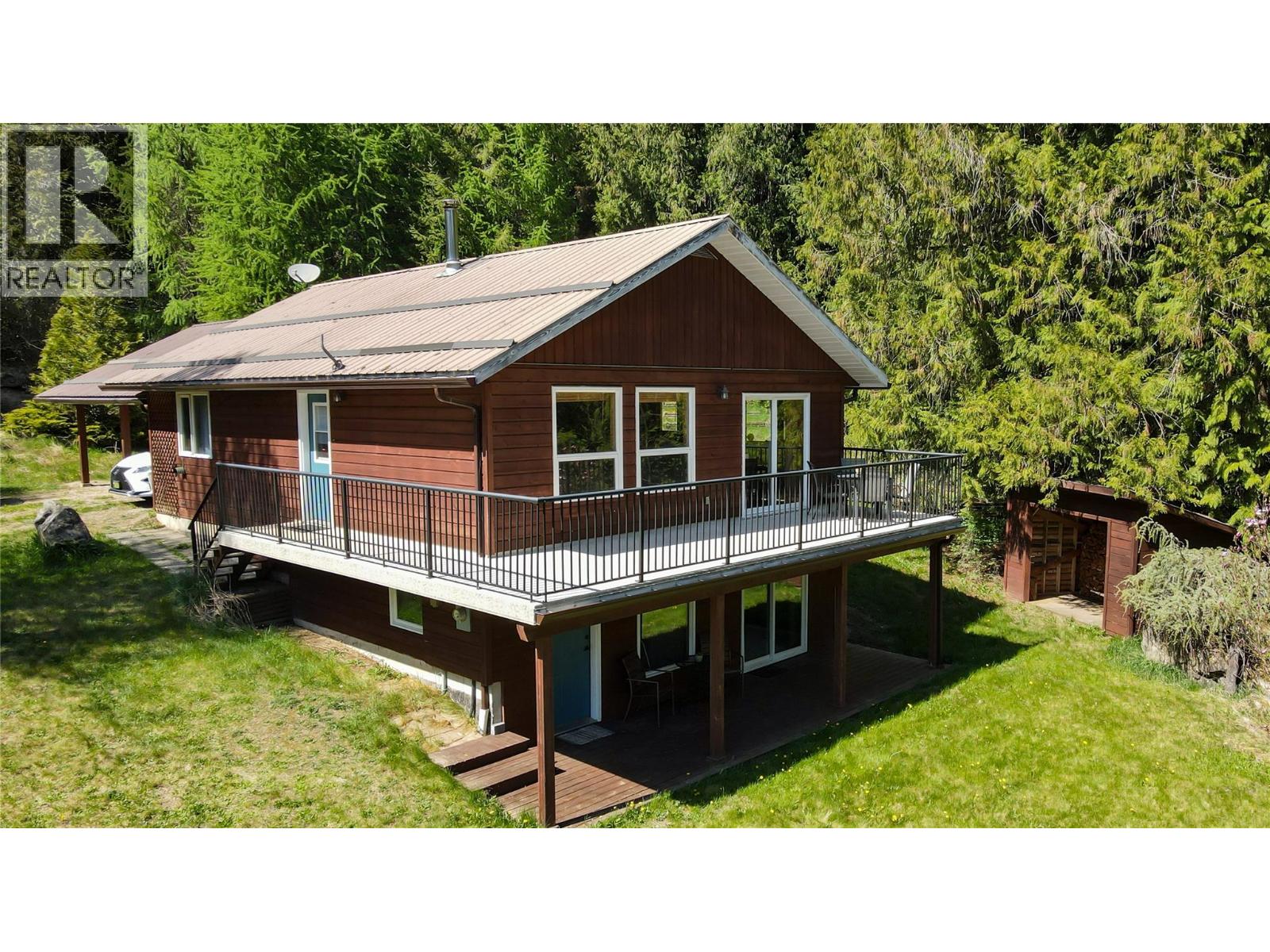 5949 Slocan River Road, Appledale, British Columbia  V0G 2J0 - Photo 4 - 10375415