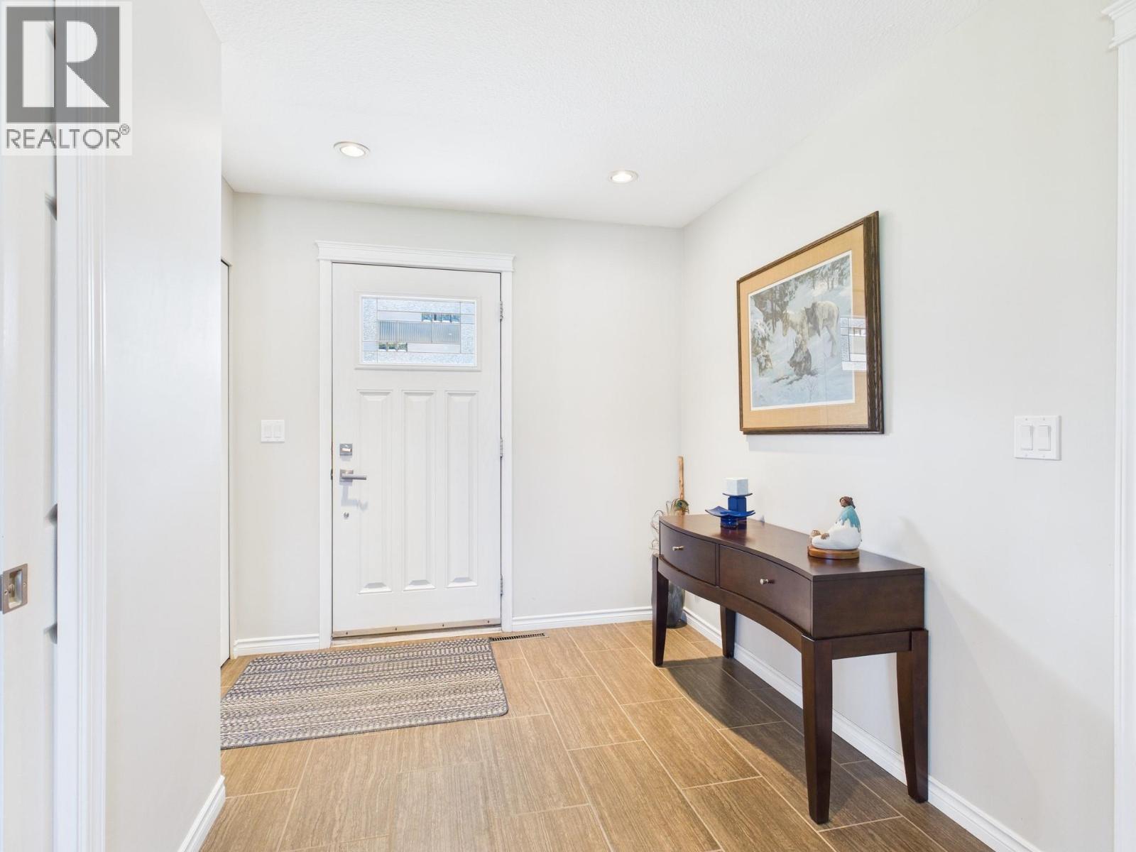 3320 36th Avenue, Osoyoos, British Columbia  V0H 1V6 - Photo 10 - 10375286