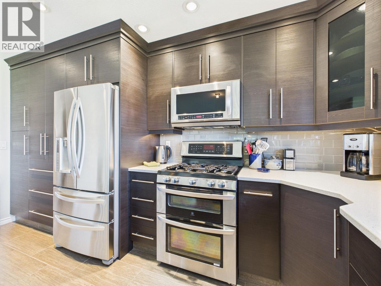 3320 36th Avenue, Osoyoos, British Columbia  V0H 1V6 - Photo 12 - 10375286