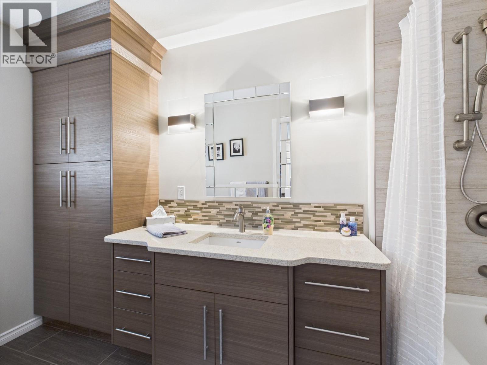 3320 36th Avenue, Osoyoos, British Columbia  V0H 1V6 - Photo 23 - 10375286