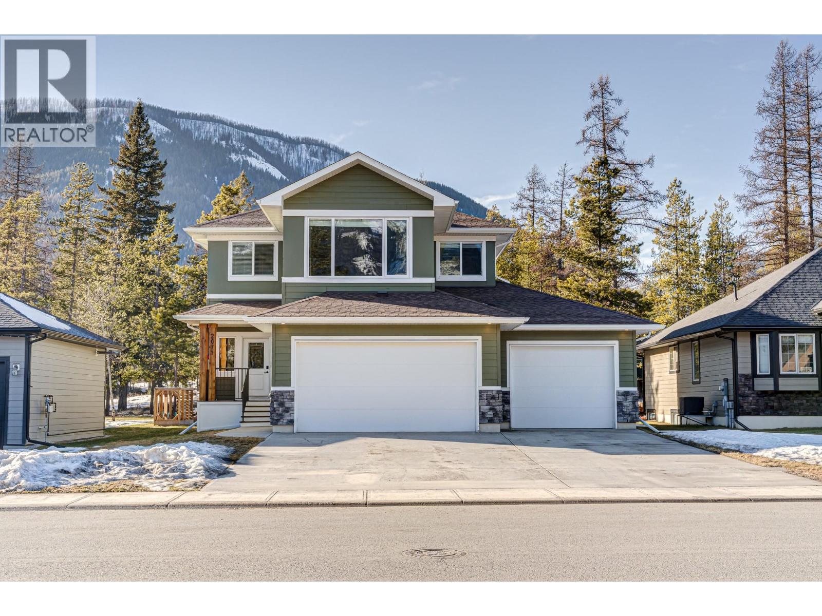 2071 Golden Eagle Drive, Sparwood, British Columbia  V0B 2G2 - Photo 57 - 10373653