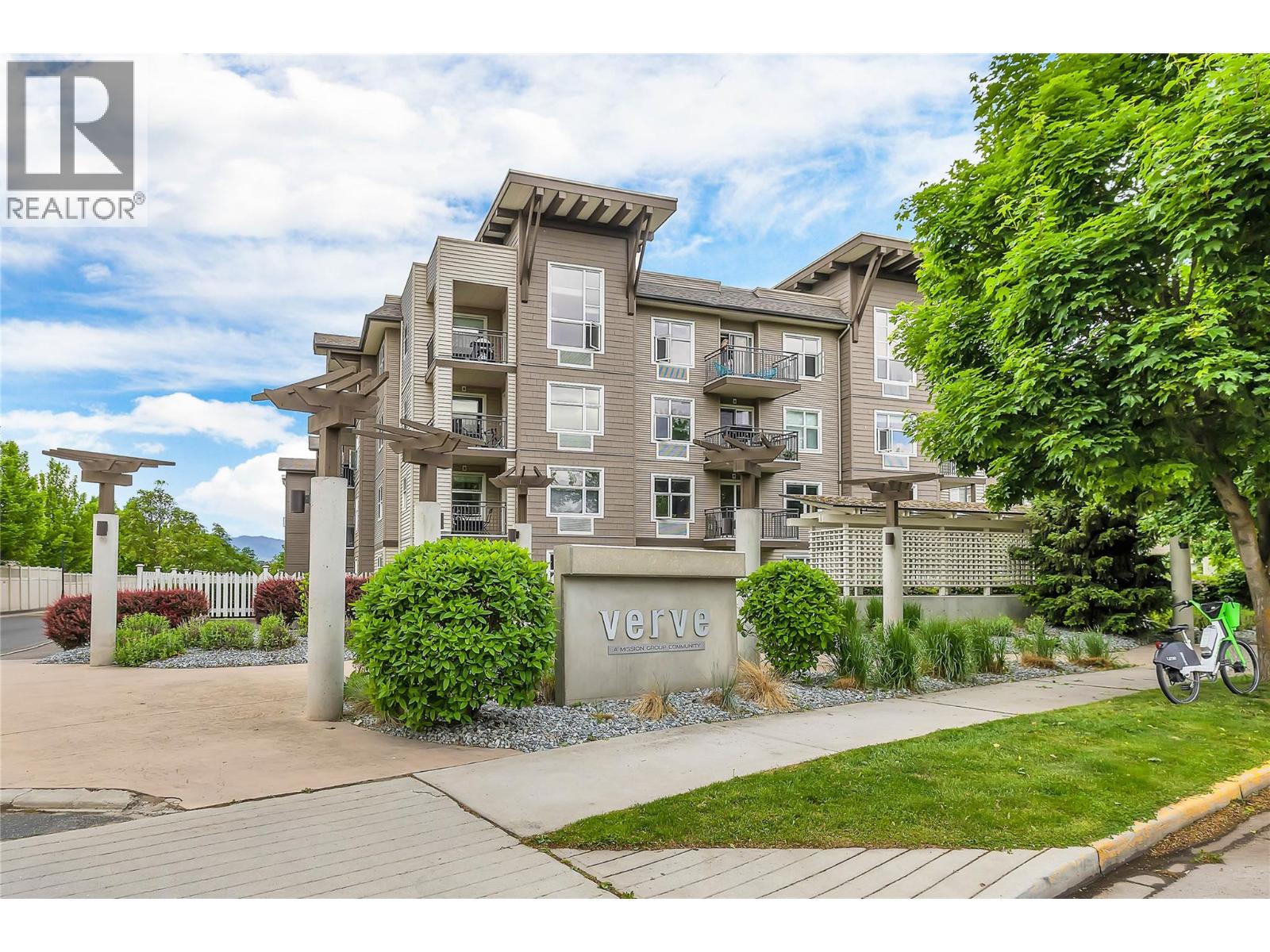 567 Yates Road Unit# 305, Kelowna, British Columbia  V1V 2V3 - Photo 1 - 10372745