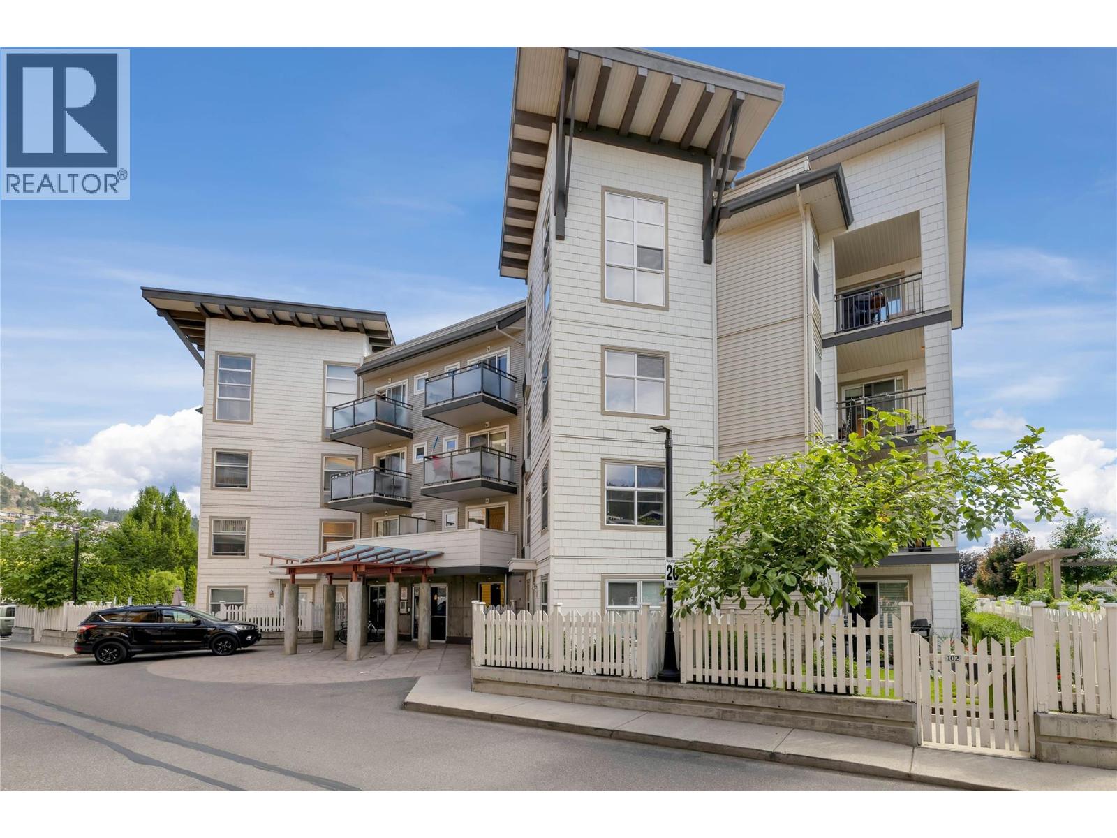 567 Yates Road Unit# 305, Kelowna, British Columbia  V1V 2V3 - Photo 2 - 10372745