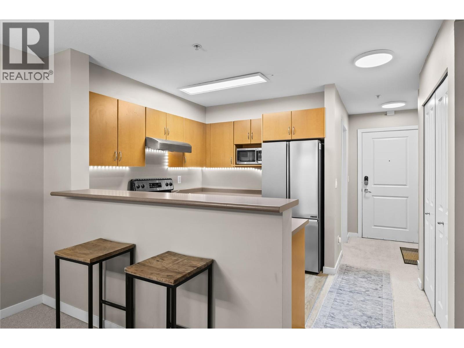 567 Yates Road Unit# 305, Kelowna, British Columbia  V1V 2V3 - Photo 4 - 10372745