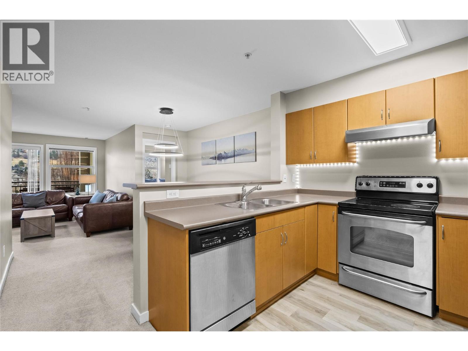 567 Yates Road Unit# 305, Kelowna, British Columbia  V1V 2V3 - Photo 8 - 10372745