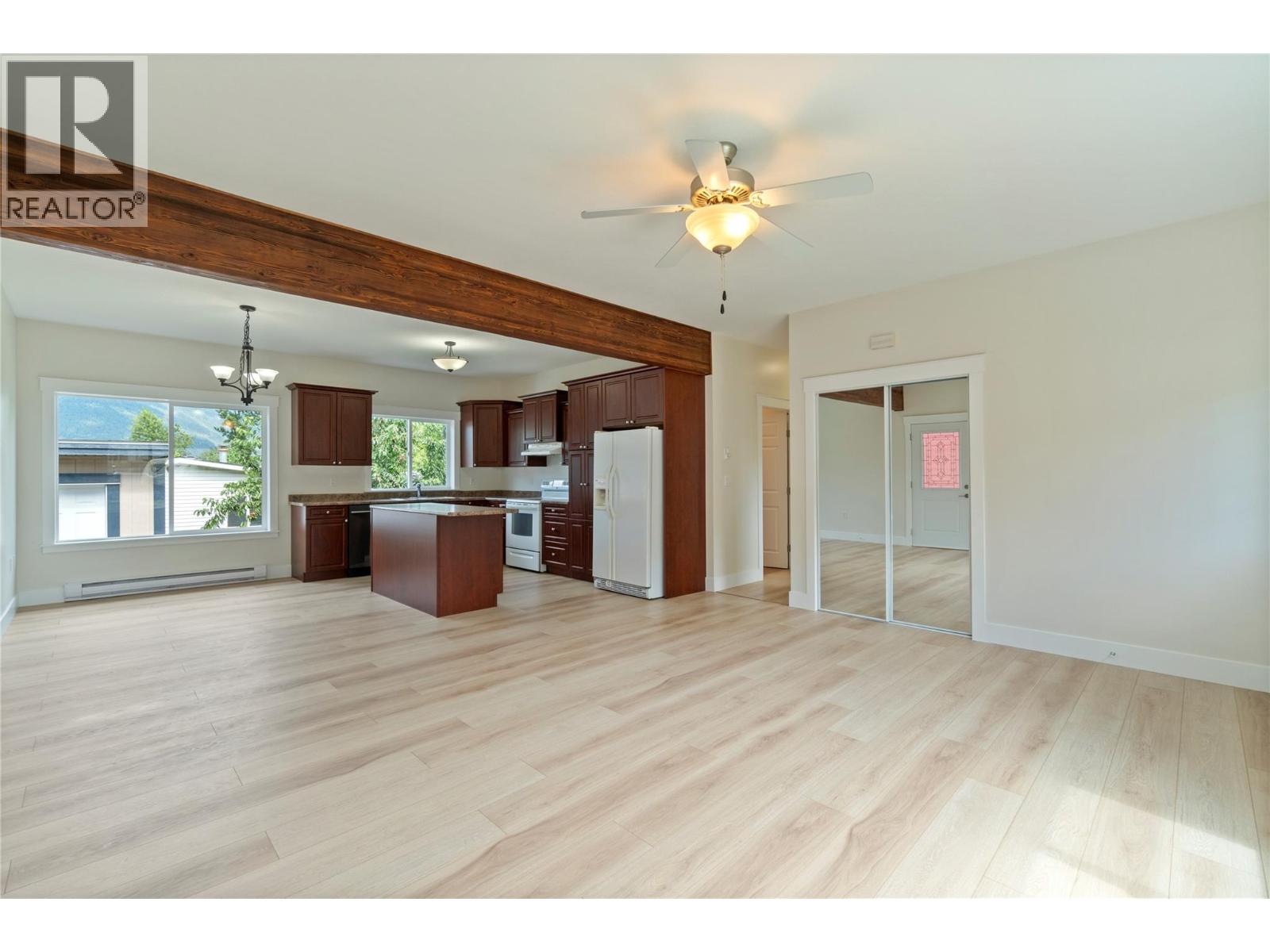 7281 46 Street Ne, Salmon Arm, British Columbia  V1E 2B3 - Photo 13 - 10375411