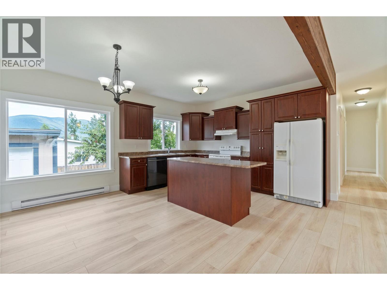 7281 46 Street Ne, Salmon Arm, British Columbia  V1E 2B3 - Photo 16 - 10375411