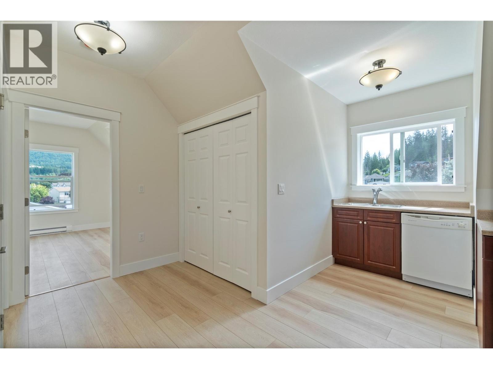 7281 46 Street Ne, Salmon Arm, British Columbia  V1E 2B3 - Photo 41 - 10375411