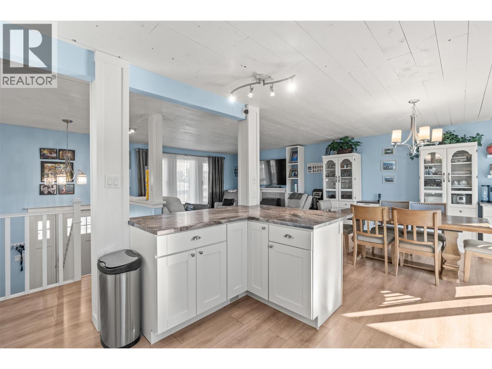 1400 30 Avenue, Vernon, British Columbia  V1T 1Z5 - Photo 17 - 10375405