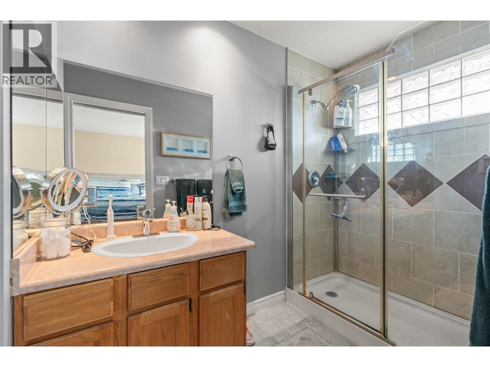 1400 30 Avenue, Vernon, British Columbia  V1T 1Z5 - Photo 21 - 10375405