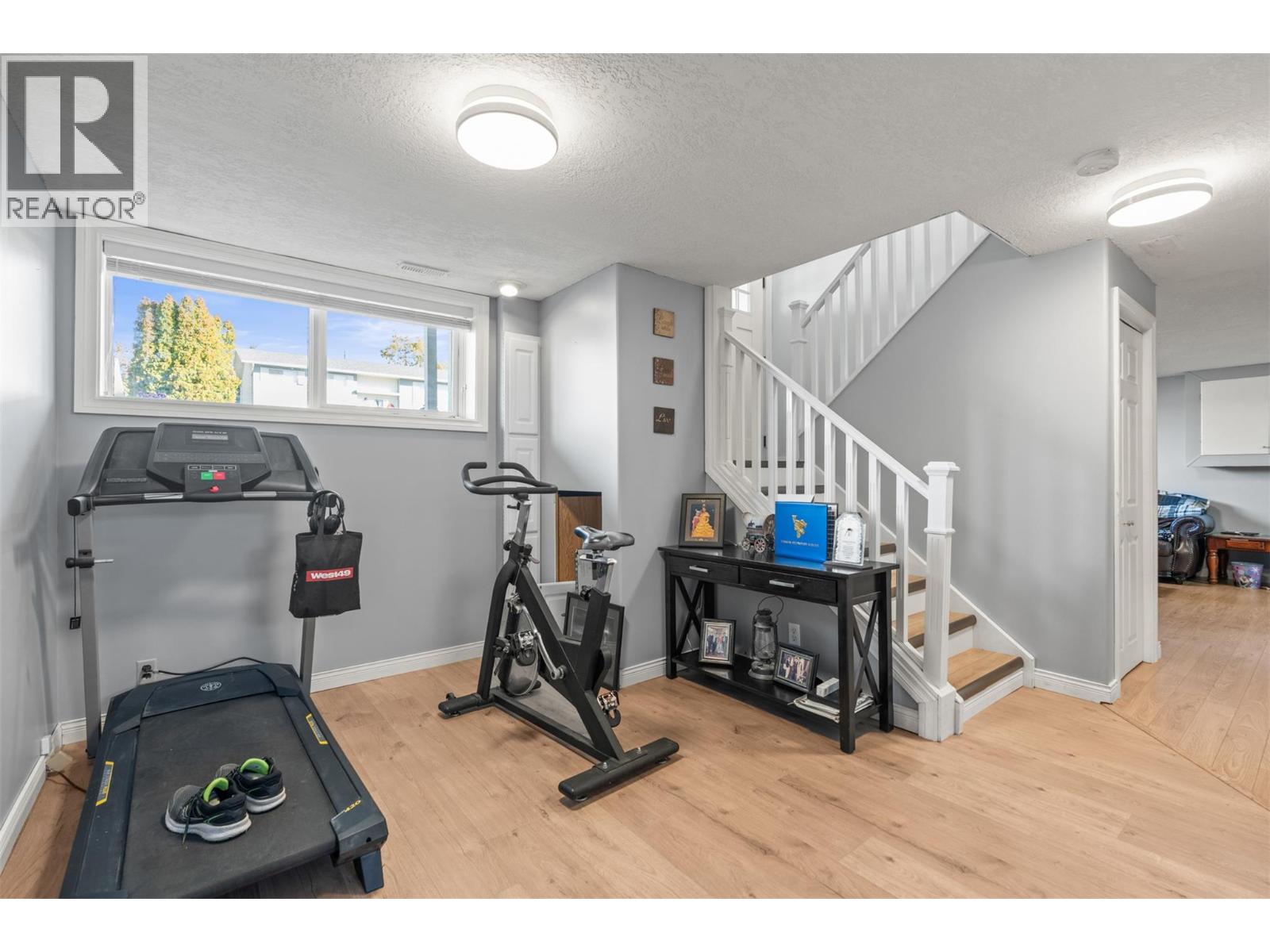 1400 30 Avenue, Vernon, British Columbia  V1T 1Z5 - Photo 25 - 10375405