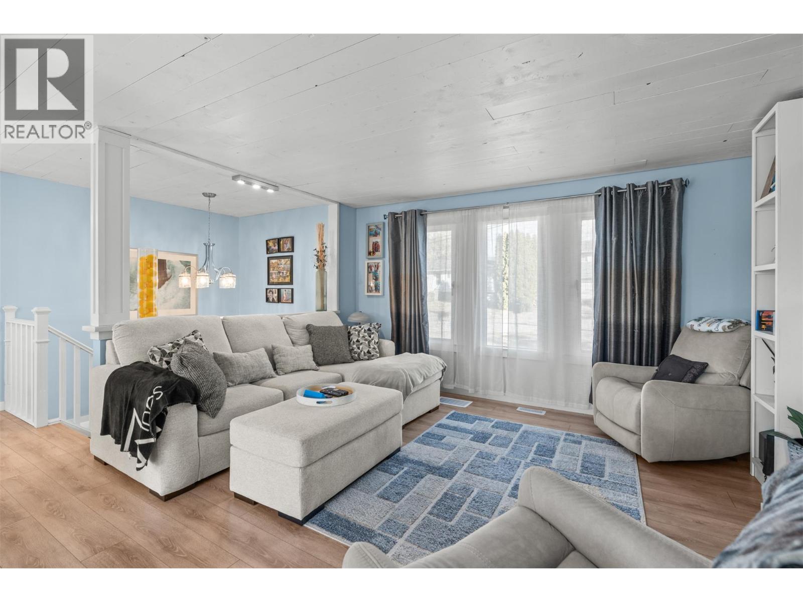 1400 30 Avenue, Vernon, British Columbia  V1T 1Z5 - Photo 6 - 10375405