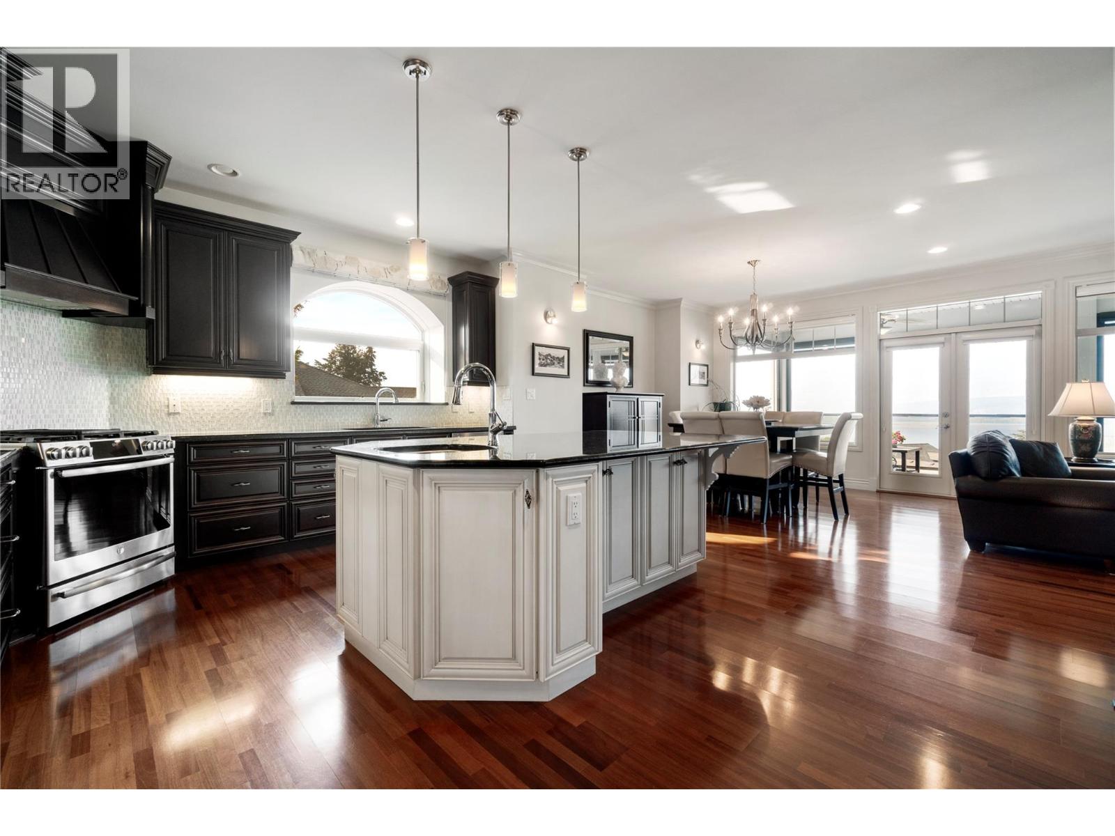 2990 20 Street Ne Unit# 33, Salmon Arm, British Columbia  V1E 3M4 - Photo 28 - 10375253