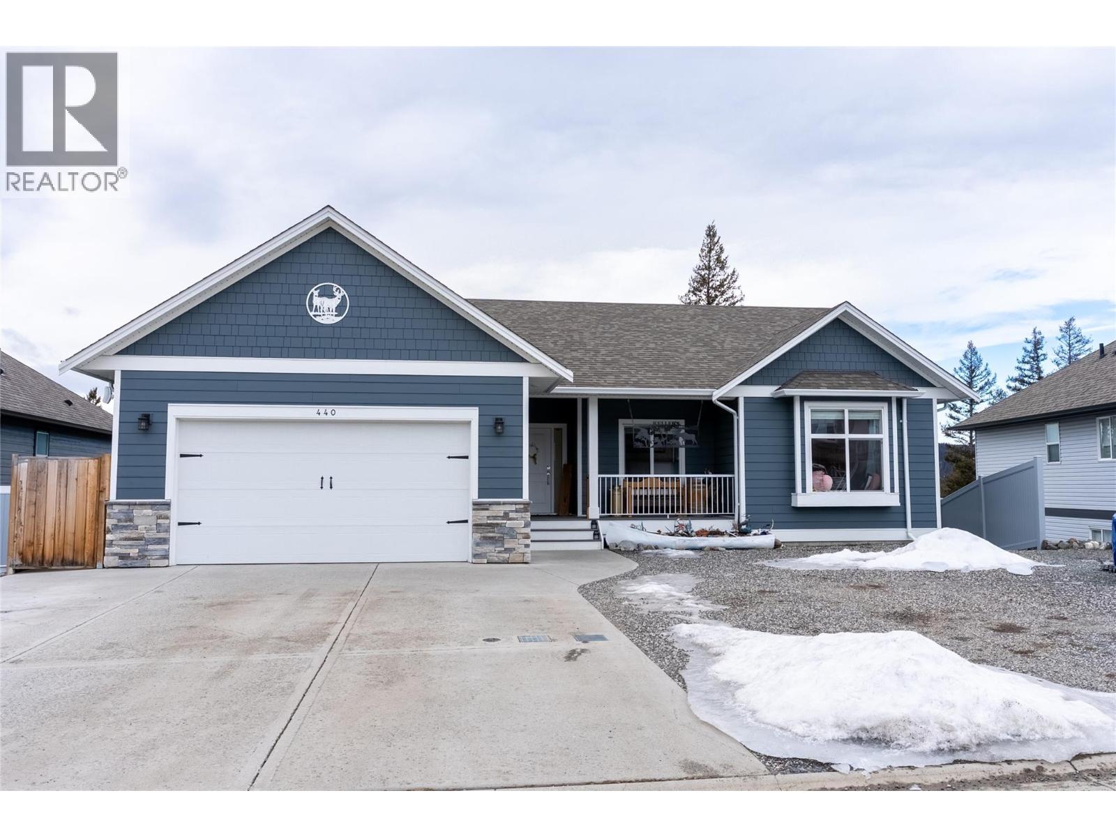 440 Daladon Drive, Logan Lake, British Columbia  V0K 1W0 - Photo 1 - 10375398