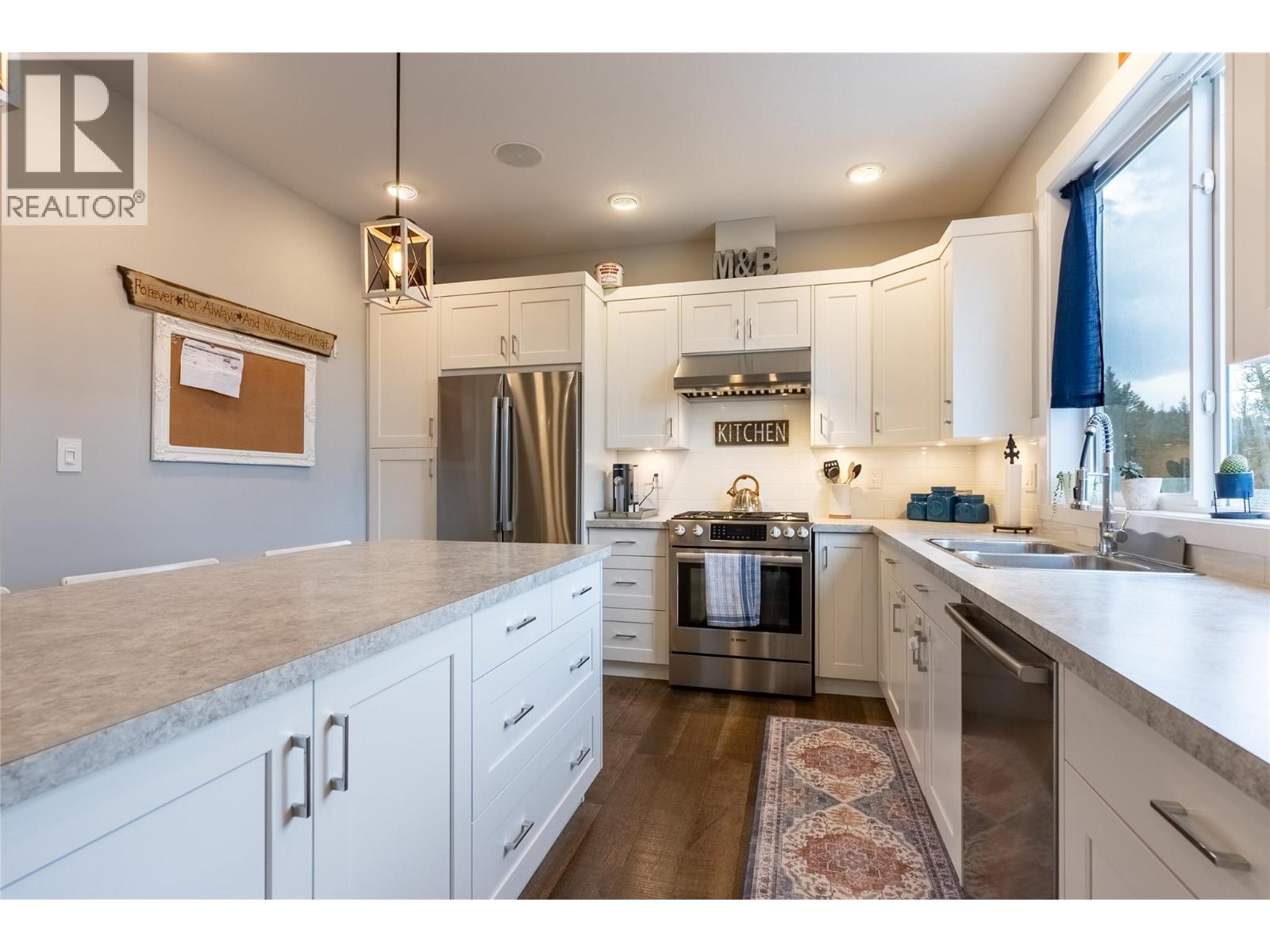 440 Daladon Drive, Logan Lake, British Columbia  V0K 1W0 - Photo 12 - 10375398