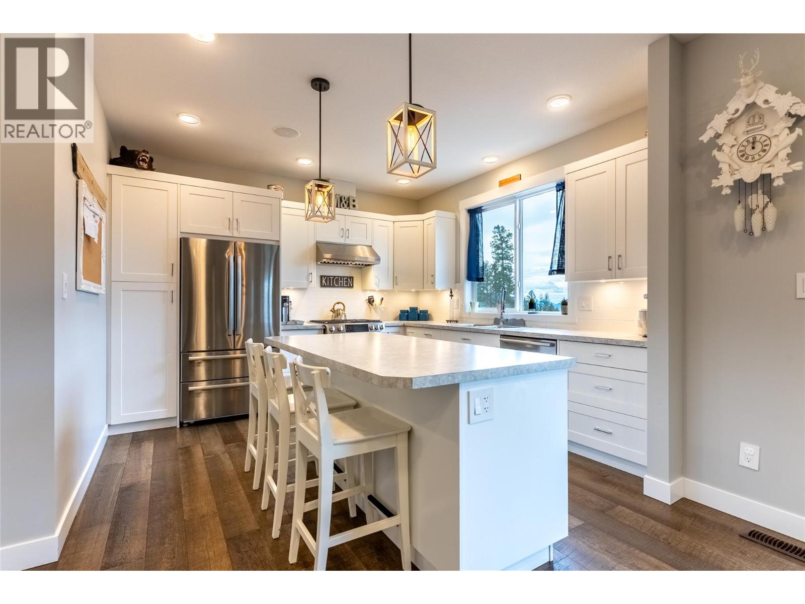 440 Daladon Drive, Logan Lake, British Columbia  V0K 1W0 - Photo 9 - 10375398