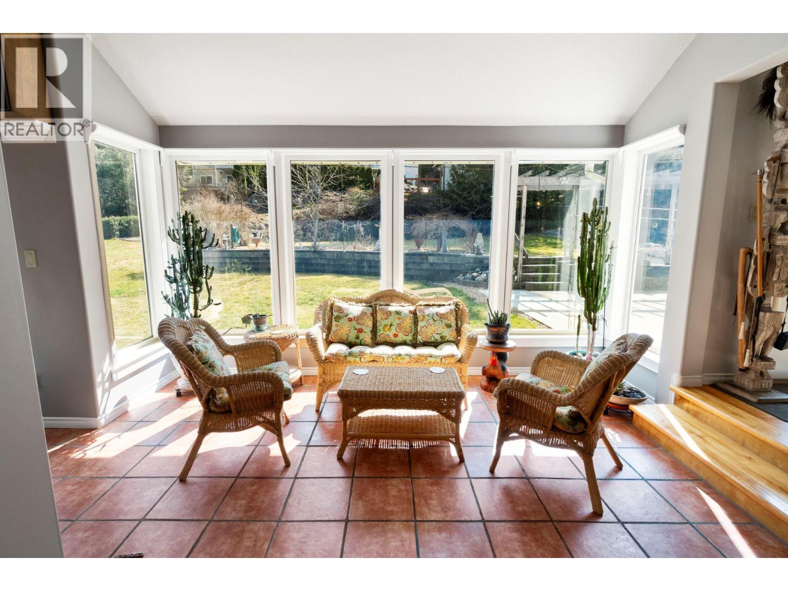 2572 Bayview Road, Blind Bay, British Columbia  V0E 1H1 - Photo 1 - 10375350