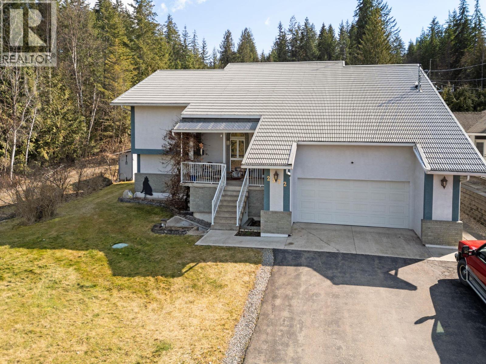 2572 Bayview Road, Blind Bay, British Columbia  V0E 1H1 - Photo 3 - 10375350