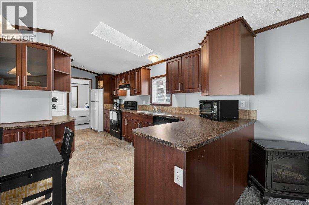 3350 10 Avenue Ne Unit# 39, Salmon Arm, British Columbia  V1E 1J6 - Photo 19 - 10375317