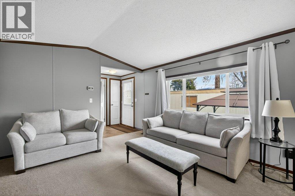 3350 10 Avenue Ne Unit# 39, Salmon Arm, British Columbia  V1E 1J6 - Photo 5 - 10375317