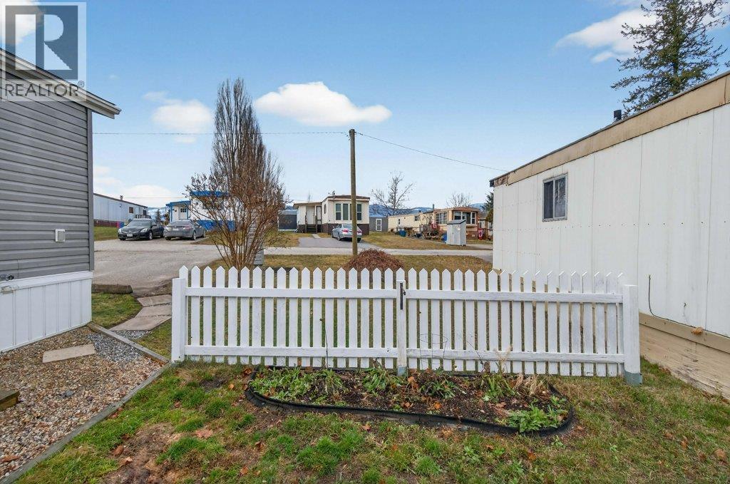 3350 10 Avenue Ne Unit# 39, Salmon Arm, British Columbia  V1E 1J6 - Photo 59 - 10375317