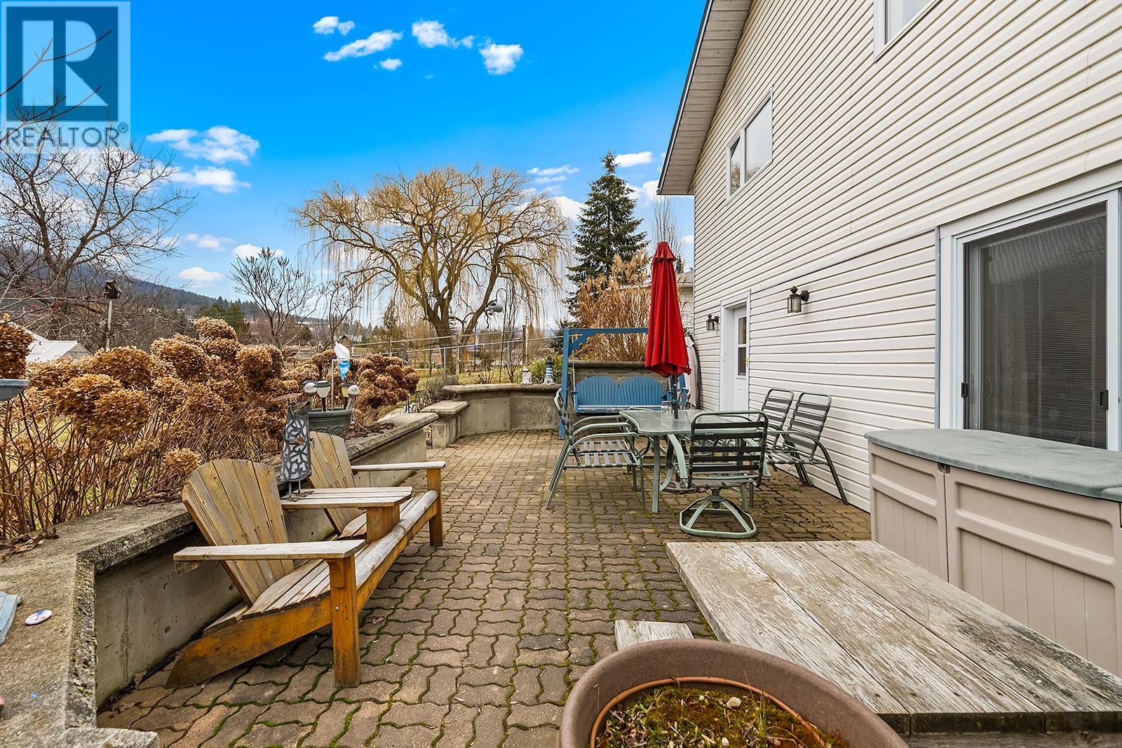 1220 Cedar Street, Creston, British Columbia  V0B 1G3 - Photo 14 - 10374940