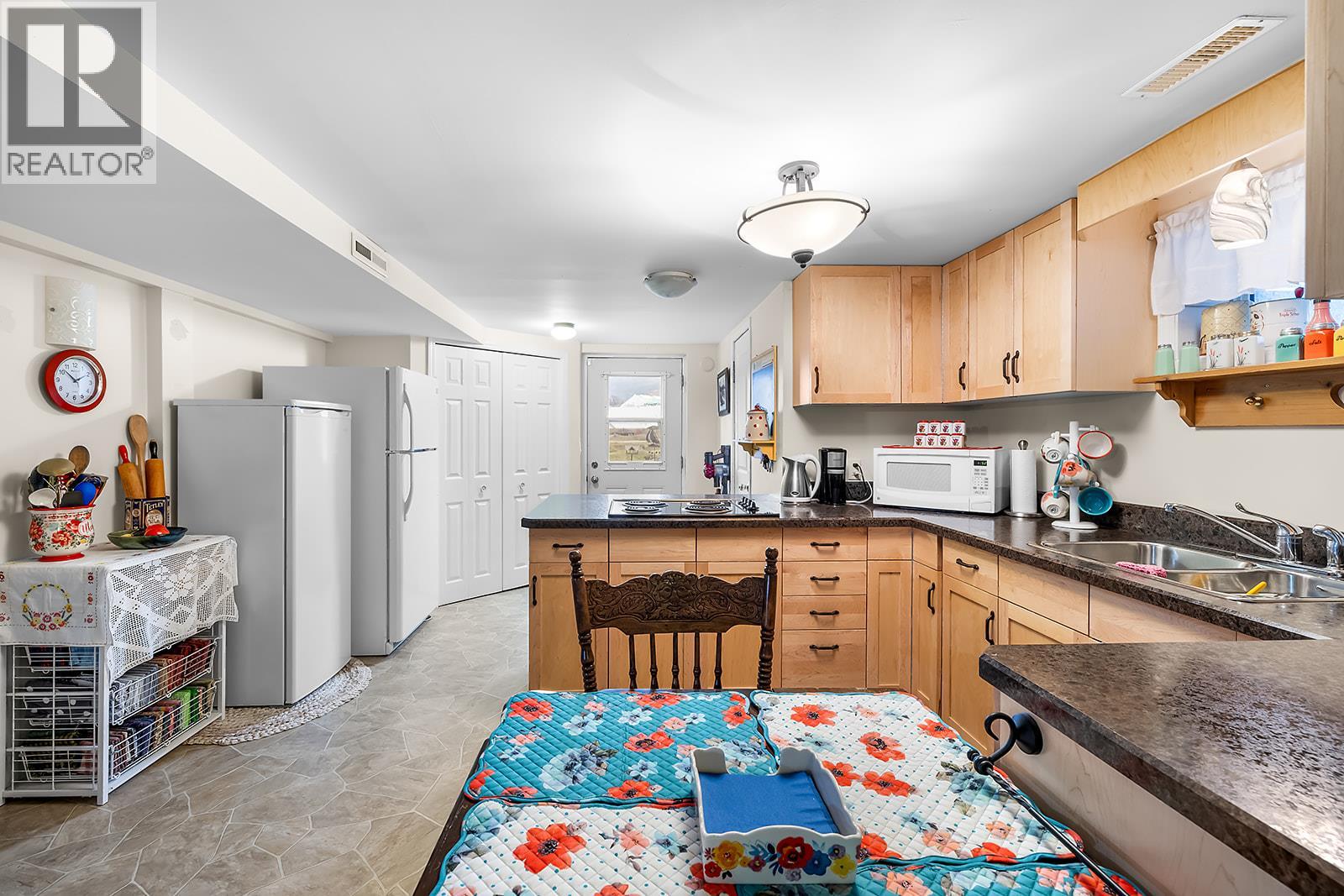 1220 Cedar Street, Creston, British Columbia  V0B 1G3 - Photo 16 - 10374940