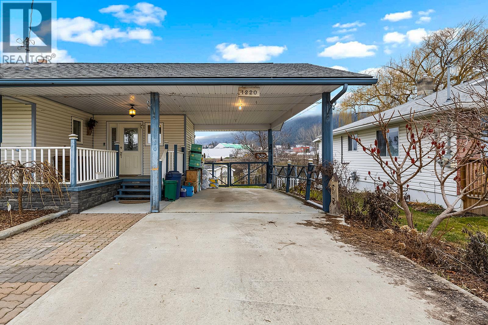 1220 Cedar Street, Creston, British Columbia  V0B 1G3 - Photo 21 - 10374940