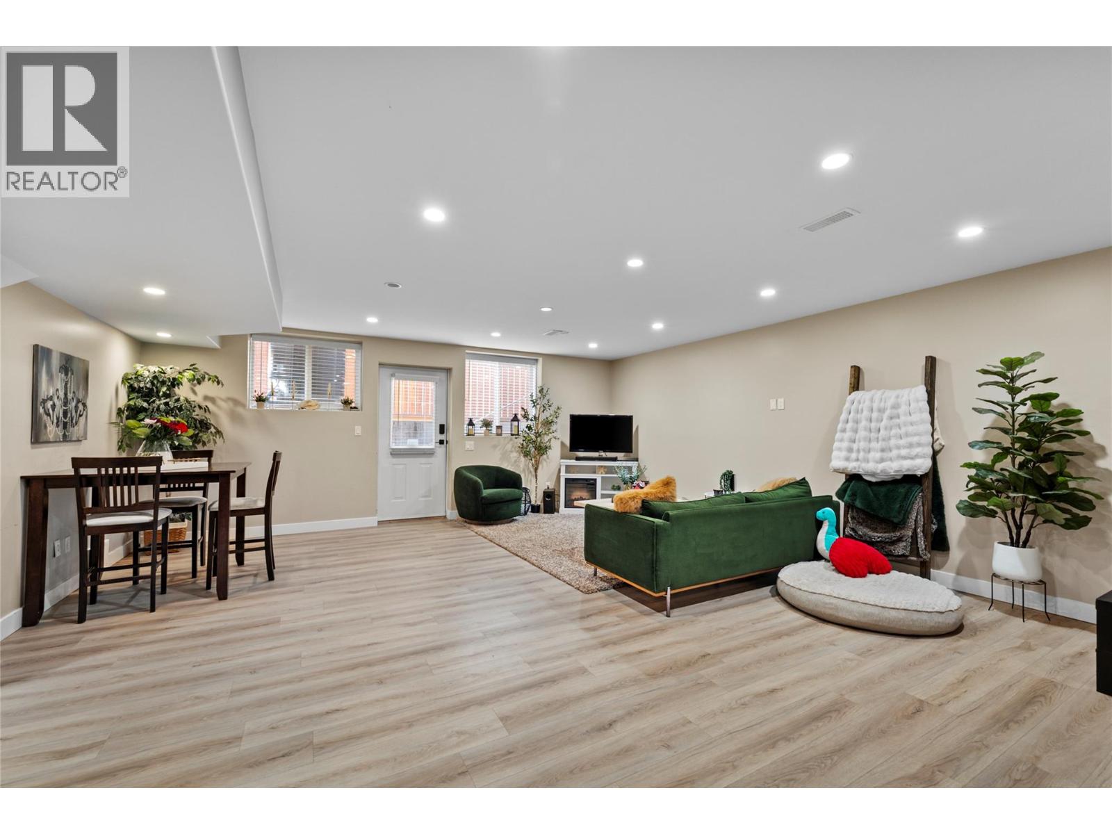 1052 Quail Drive, Kamloops, British Columbia  V2B 8N9 - Photo 36 - 10374909