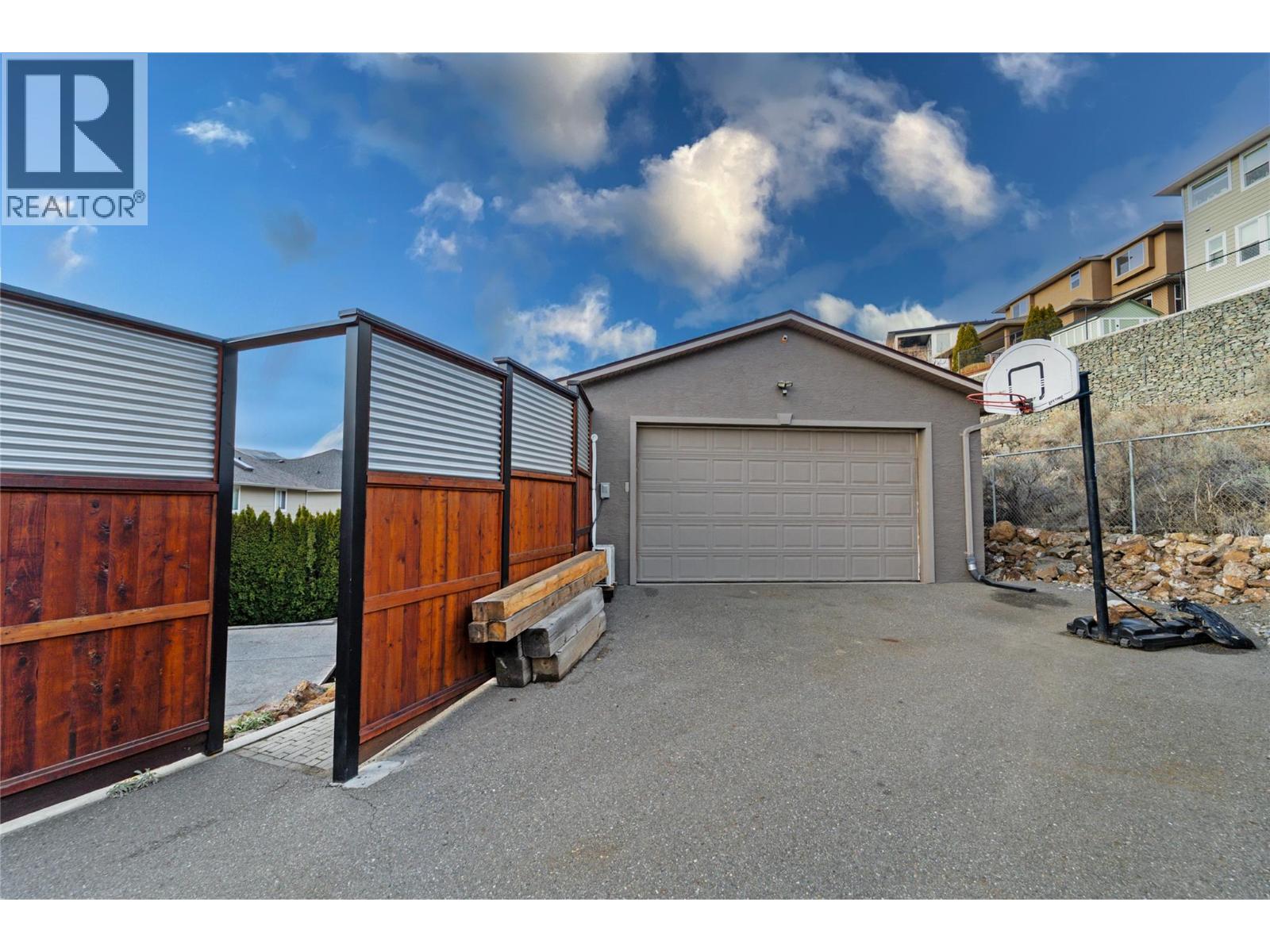 1052 Quail Drive, Kamloops, British Columbia  V2B 8N9 - Photo 42 - 10374909