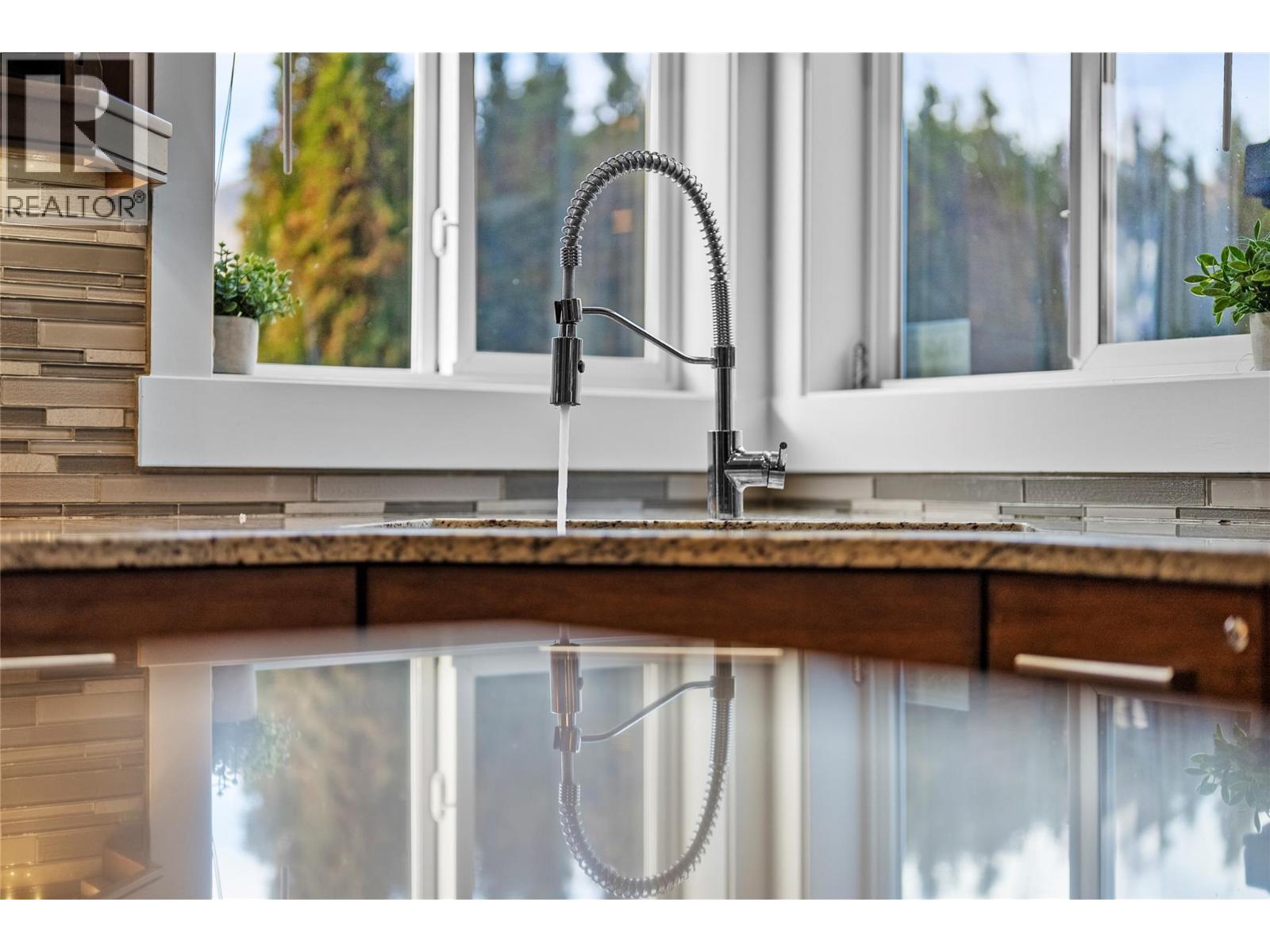 1052 Quail Drive, Kamloops, British Columbia  V2B 8N9 - Photo 52 - 10374909