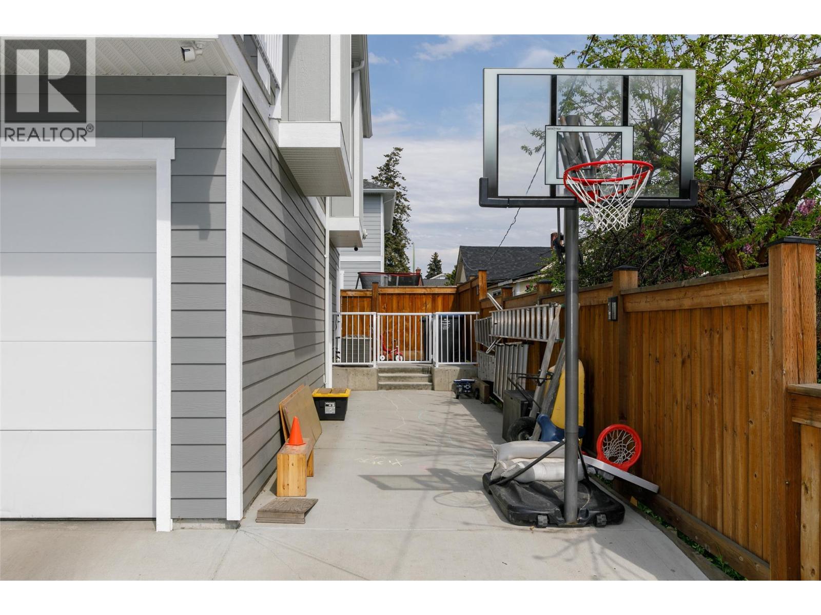 865 Patterson Avenue, Kelowna, British Columbia  V1Y 5C9 - Photo 17 - 10374646