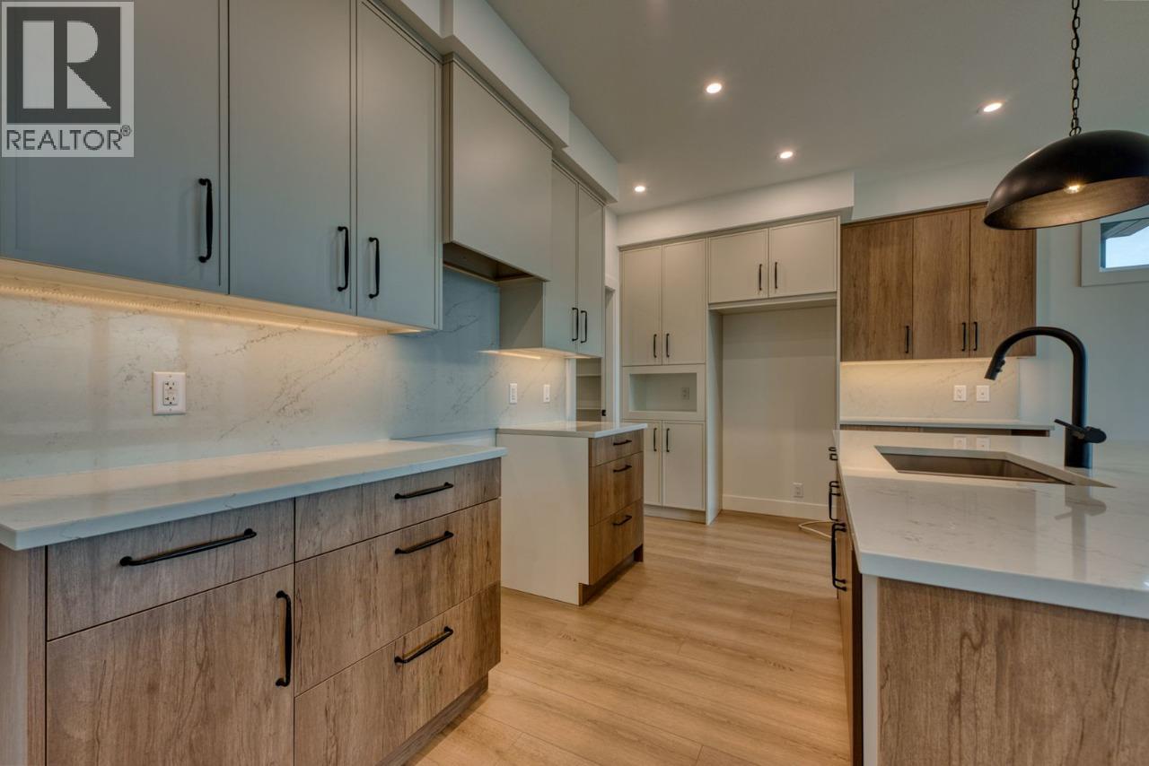 1080 Hewetson Avenue, Kelowna, British Columbia  V1W 5H6 - Photo 11 - 10375530