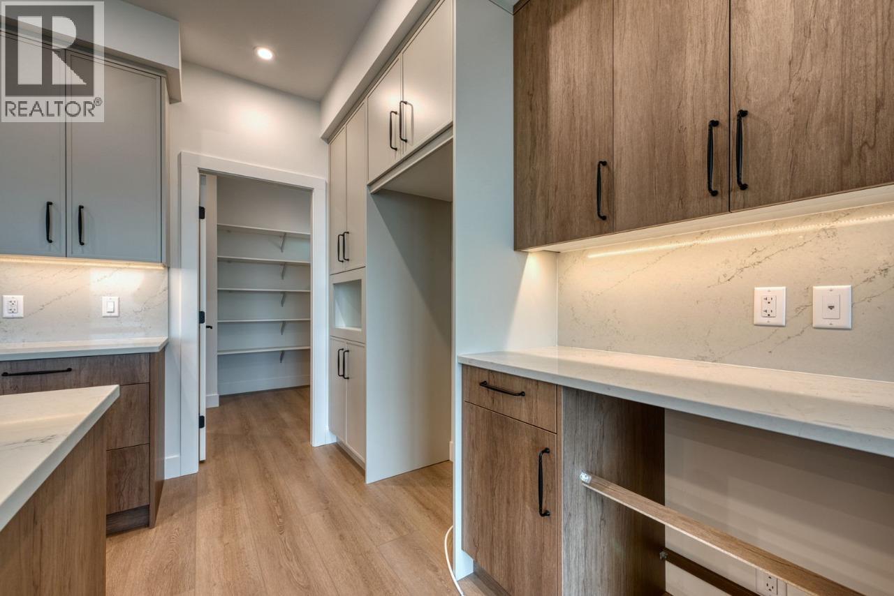 1080 Hewetson Avenue, Kelowna, British Columbia  V1W 5H6 - Photo 13 - 10375530