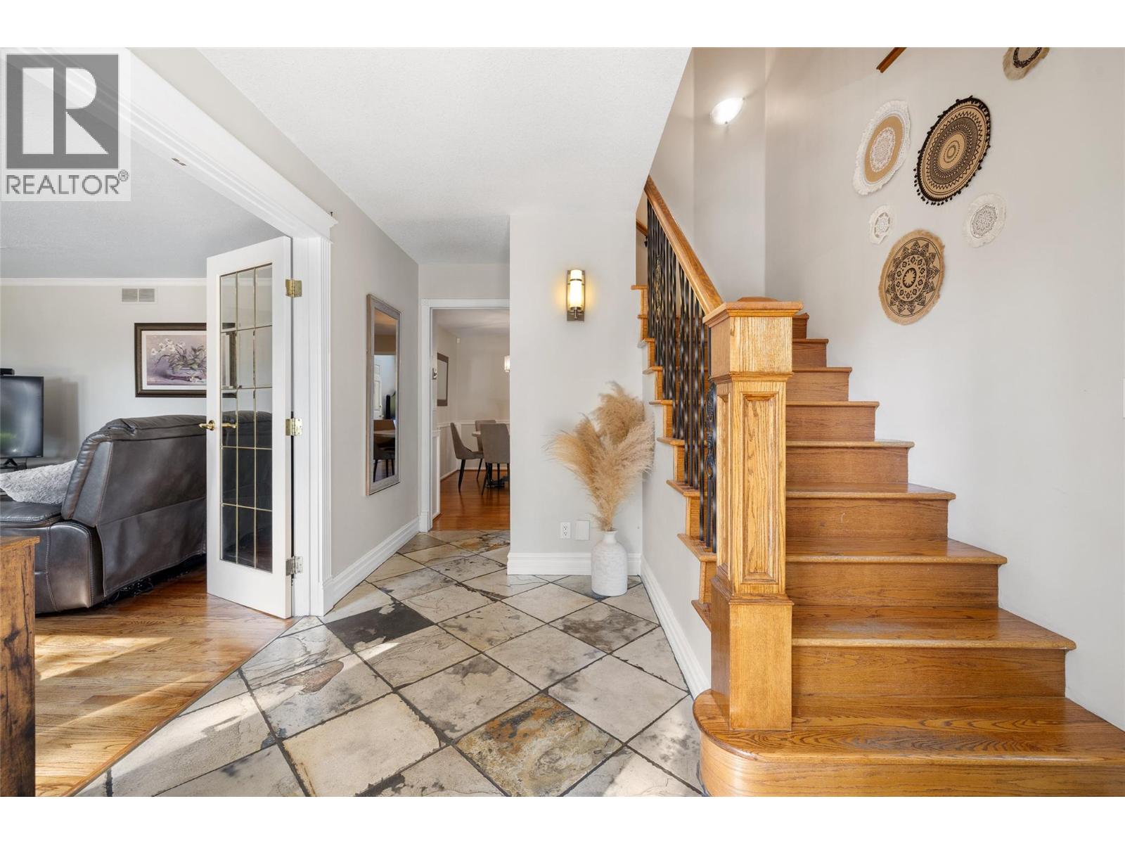 1988 Abel Street, West Kelowna, British Columbia  V1Z 3C9 - Photo 4 - 10375378