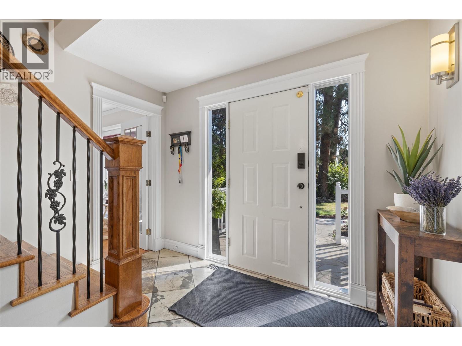 1988 Abel Street, West Kelowna, British Columbia  V1Z 3C9 - Photo 5 - 10375378