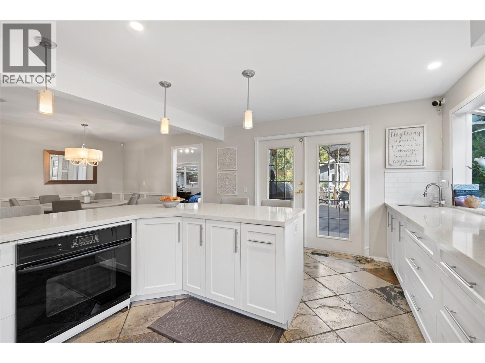 1988 Abel Street, West Kelowna, British Columbia  V1Z 3C9 - Photo 8 - 10375378