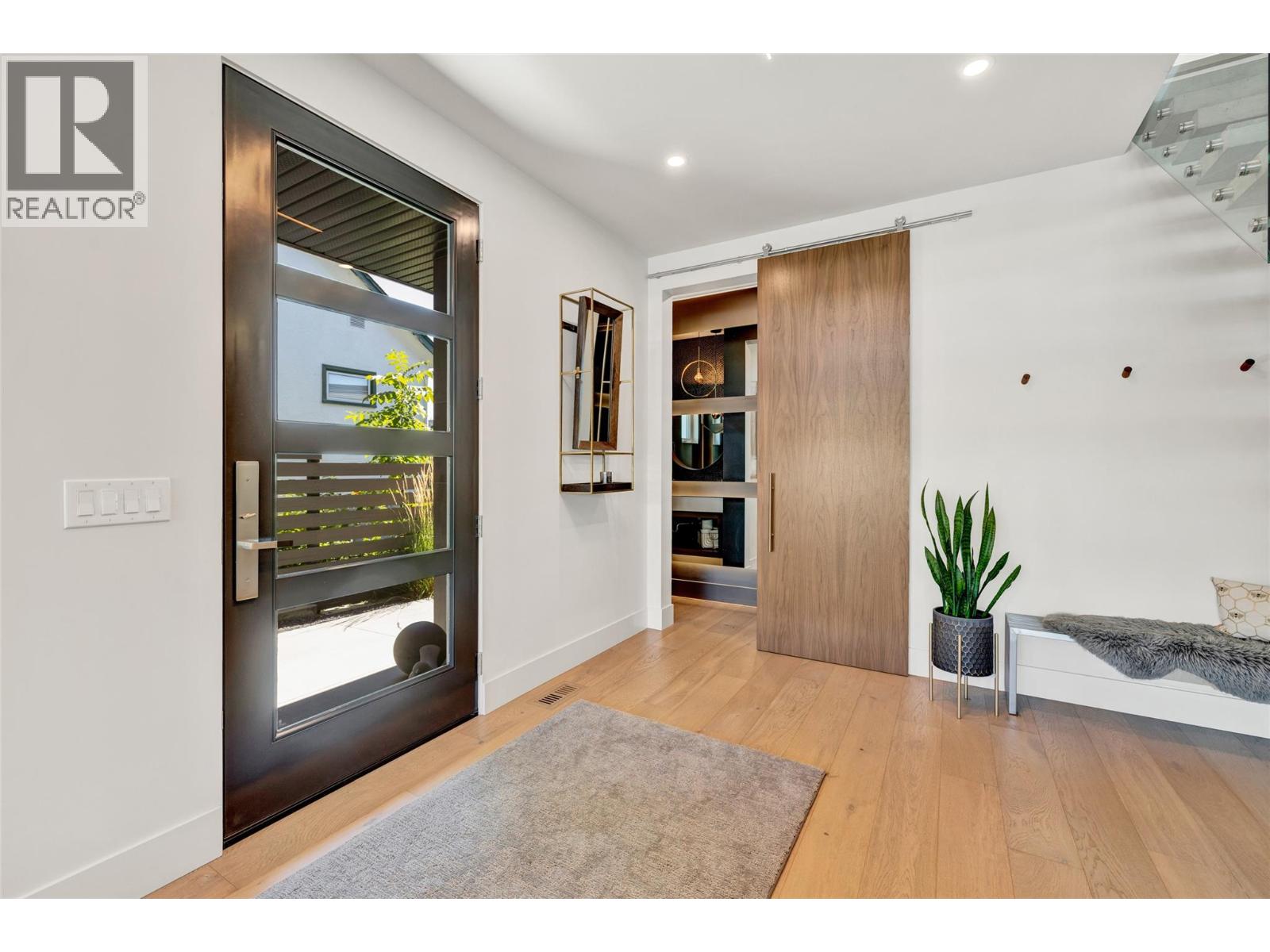 364 Christleton Avenue, Kelowna, British Columbia  V1Y 5H7 - Photo 10 - 10374456